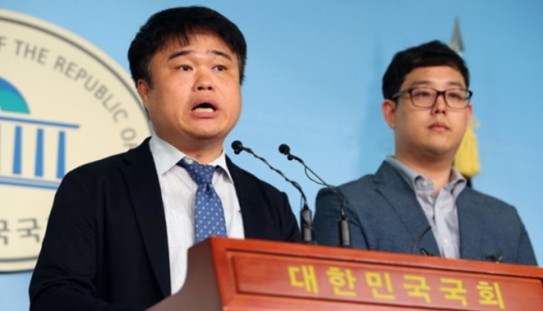 임현택 대한의사협회 회장, 의료사고 형벌화 논의하며 격려사 전해