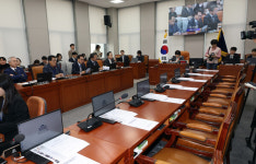 '尹정부 조작기소' 특위, 국정조사 계획서 채택... 법조계 