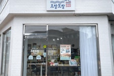 부천 심곡동 서점 모알보알, 어린이책 편집자 시선으로 빚어낸 그림책 큐레이션