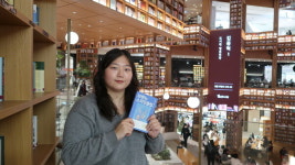 [인터뷰] 장상미 연작소설 브랜뉴 스위밍클럽,  늙음은 끝이 아니라, 다시 배우는 시간이다