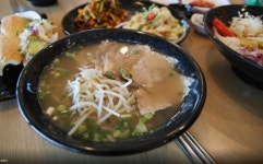 제주도 서귀포 맛집 ‘제주면가 서귀포점’, 고기국수와 해물 샤브샤브로 여행객 입맛 사로 잡아