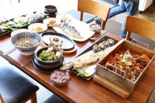 자연 경관을 보며 즐기고 데이트하기 좋은 제주 애월 맛집 “제주 광해 애월점”