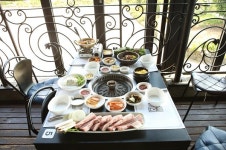 제주산 흑돼지를 믿고 먹을 수 있는 “하영흑돼지” 제주 중문 흑돼지 맛집으로 유명