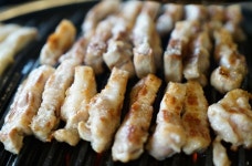 이태원 해방촌 경리단578 삼겹살 맛집으로 연말모임 및 회식장소 선택에 큰 인기