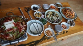 석모도 맛집 춘하추동서 미네랄온천 등 감상하며 맛보는 푸짐한 간장게장 한 상