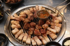 제주도 중문관광단지에서 알찬 흑돼지 세트구성을 맛보는 제주 중문 흑돼지 맛집 “삼미흑돼지”
