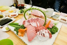 청라 스시와 참치를 한번에 즐길 수 있는 “산유참치스시”