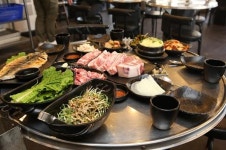 제주 중문관광단지 가볼만한곳 “제주도 삼미흑돼지” 제주 카멜리아힐 흑돼지 맛집