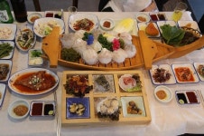 통영 맛집 ‘천지연횟집’ 통영여행코스로 찾는 여행객들 많아