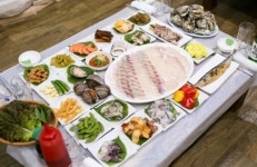 여수횟집의 명가 용궁횟집, 관광객들과 지역주민을 모두 잡은 돌산맛집