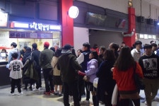야구장 명물 허갈닭강정, 홈플러스 간석점 최초 오픈