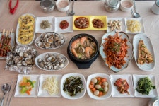벌교맛집 장도웰빙꼬막정식의 비결, 직접 캐낸 싱싱한 꼬막