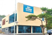 승계 고민 한국파마, 코스닥 상장 서두른다