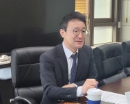 [만나봤더니] 의료산업 성장, 종합 웨어러블 솔루션 플랫폼 도약