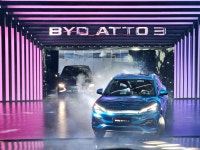 중국산 편견 깬다…BYD, 국내 공략 채비