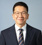 최창원 부회장, SK가스·디스커버리서 22억원 수령