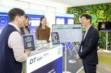 [중화학 ON] 현대로템, 장애물개척전차 2500억 2차 양산…전방·해병대 첫 투입 外