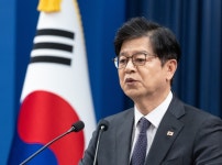 李 대통령, 靑 정책실장 하준경·경제수석 문신학 임명