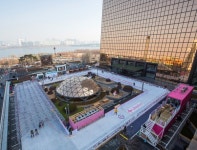 한화생명, 63빌딩 1층 옥외주차장이 아이스링크로 변신