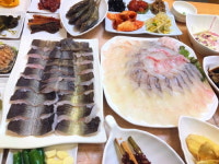 여수 맛집 사계절 횟집, 겨울철 여행 보양식 붕장어 샤브샤브로 인기