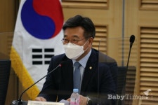 위드코로나 시대, 지역사회 자살예방을 위한 대책은?