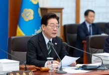 이재명 대통령, 소풍·운동회 등 '아무것도 하지 않는 학교' 질책