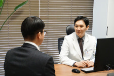 겨울스포츠 활동 시 무릎 관절 부상 주의