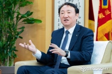 농협중앙회만? 권준학 NH농협은행, 최근 5년간 ‘성범죄·횡령’ 등…5대 시중은행 1위