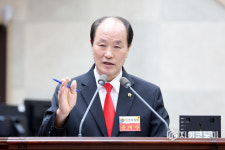 인천시의회 윤재상 의원, 인천시 현안 해결 촉구