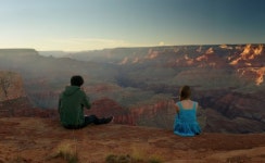 [리뷰] 지구와 화성을 잇는 낭만. 세상에 대한 애정. 영화  스페이스 비트윈 어스