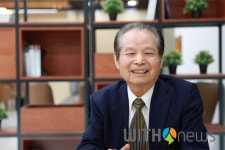 [위드인 피플] 신성식 씨 기부란 마음을 주는 사랑의 봉사 행동