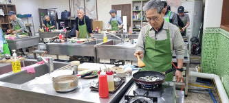 동해시노인종합복지관 식식(食食)한 슈퍼맨 요리교실 운영