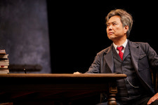 [리뷰] 막을 수록 그 틈을 비집고 나오는 것? 웃음! 연극 웃음의 대학