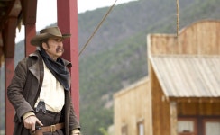 [리뷰] 감정 없는 부녀의 감정적 마무리. 영화 