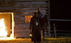 [리뷰] 감정 없는 부녀의 감정적 마무리. 영화 