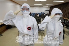 1일 신규 824명, 국내 788명 - 서울 246명, 경기 222명, 인천 70명, 부산 26명, 대구 29명, 광주 13명 등 [코로나19, 2일] 