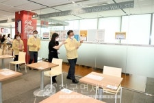 8일 0시 1270명 넘어설 듯, 최다 ... 必검진 포항 블루핸즈상도점-강동 피에스 복권-제너스PC보은점-보은비트코인노래방 등 [코로나19, 8일]