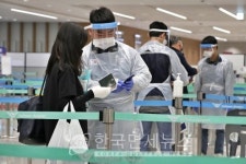 [속보] 일상 회복 기대감 당진 12명, 부산 49명, 김천 초·중교 22명 등 必검진→부산 대원탕, 화성 킹·블루노래, 진주 서울行, 부천... 
