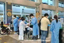 [속보] 세방황금랜드男탕, 부산 안동술상 방문자←必검진-남양주 18명, 부천 37명, 의정부 21명 등 오후 6시 국내 1332명 확진 발생... 