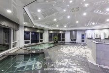 중대본, 안양농수산시장-대구 00교회 판코리아 必검진 광주 00만화-해남장례식장-거창 00탕-군산 00사우나 등 [코로나19, 9일]