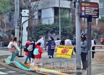 [必검진] 인제 원통초교 4·5·6학년 학생·학부모, 진도 유흥시설 종사자·이용객, 성주 고향분식, 영천 부도난남자 방문자 즉시 선별진료소... 