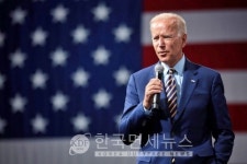 美 바이든 대통령 푸틴, 생화학무기 사용 고려 징후