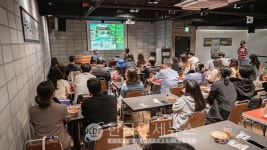 소설 속 맥주가 현실로!...생활맥주, 불편한편의점 북토크 성료