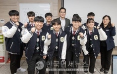 이재용 회장, 구미전자공고 방문