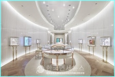 티파니에서 다시 아침을! 뉴욕의 5번가 리뉴얼된 랜드마크 공개