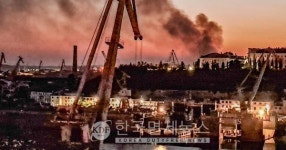 우크라이나, 크림반도 조선소에 미사일 공격...군함 수리공장 화재 [우크라이나 전쟁]