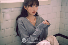 아이브 장원영, 프렌치 감성의 로라로라 새 뮤즈로