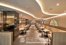 매드포갈릭, 첫번째 리뉴얼 매장 영등포타임스퀘어점 오픈