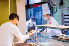 아워홈, 세계인의 날 맞아 글로벌 특식 이벤트 진행… 전 세계 점포 동시 운영
