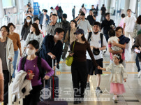 연휴 첫날 귀성 정체 대체로 해소, 천안 옥산 죽암 당진 서천 등 정체…서울→부산 4시간50분